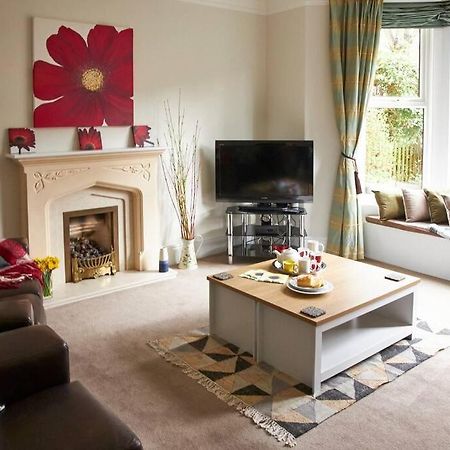 Comfy Big 7 Bedroom Townhouse Χαρογκέιτ Εξωτερικό φωτογραφία